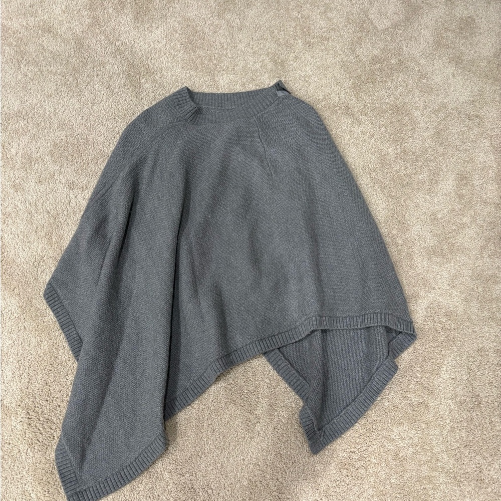 Lululemon Athletica Charcoal Poncho